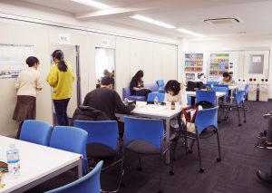 学生ラウンジ(8F)